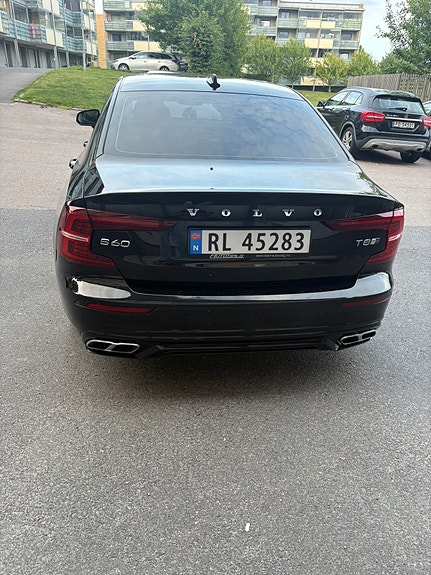 Volvo S60 5 of 12