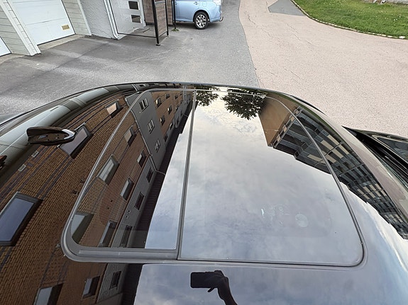 Volvo S60 7 of 12