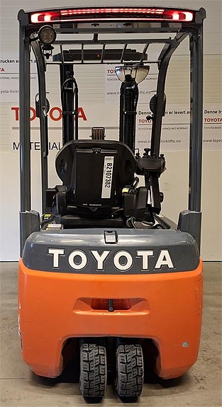 Toyota 8FBEK18T 2 of 4