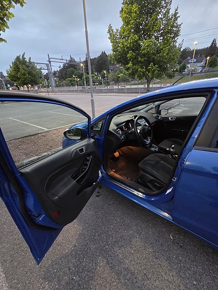 Ford Fiesta 10 of 18