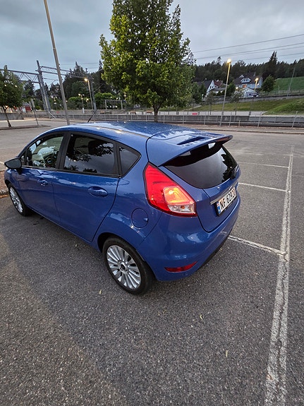 Ford Fiesta 7 of 18