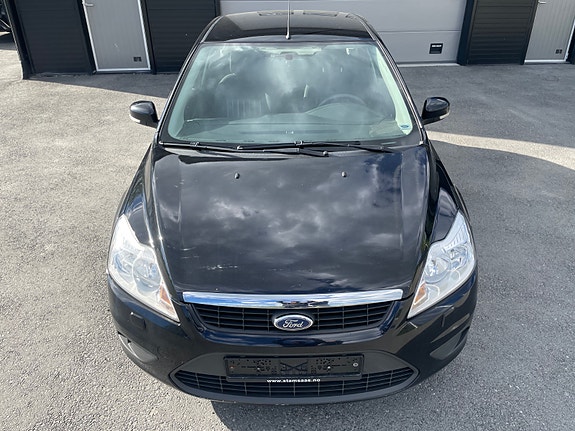Ford Focus 13 of 30