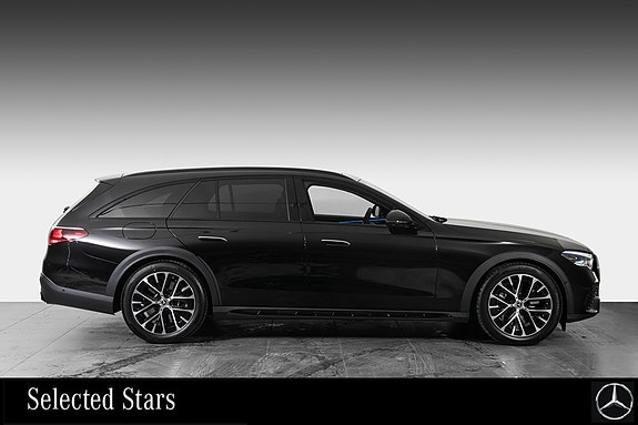 Mercedes-Benz E300 de 7 of 30