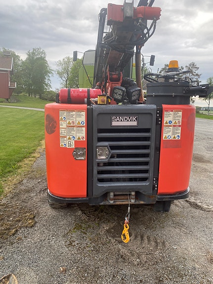 Sandvik Commando DC130Ri 5 of 5