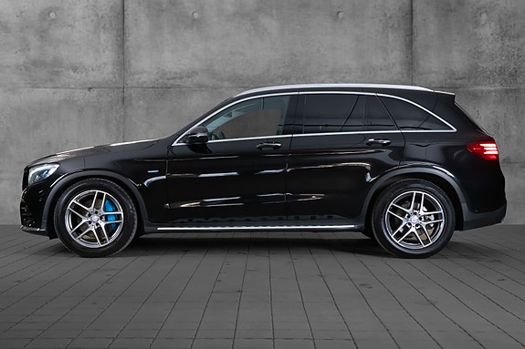 Mercedes-Benz GLC350 e 4 of 5