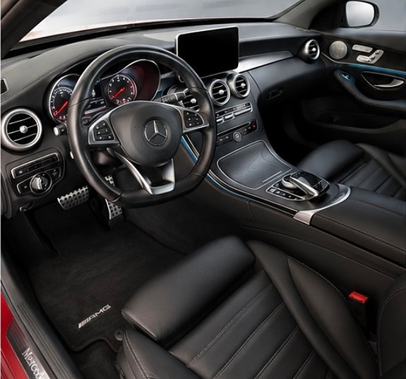Mercedes-Benz C43 16 of 20