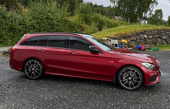 Mercedes-Benz C43 9 of 20