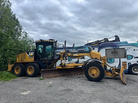 Caterpillar 140M Veghøvel m/ Frontskjær og Midtskjær. 2 of 5