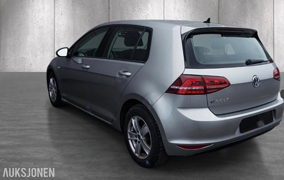 Volkswagen golf 2 of 6