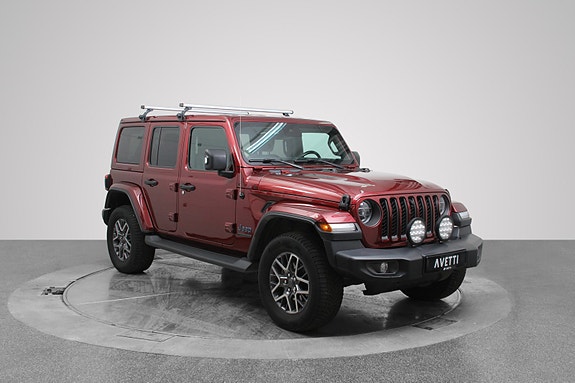Jeep Wrangler 3 of 5