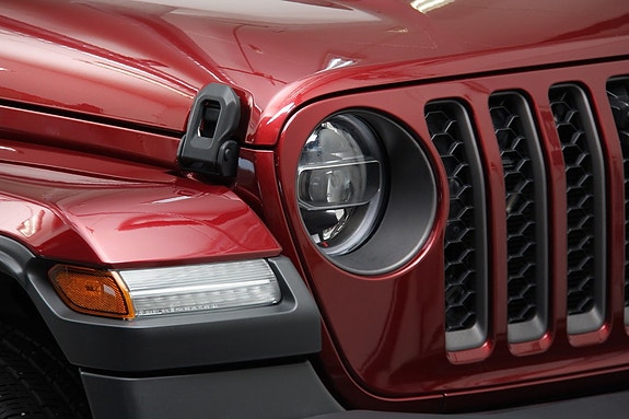 Jeep Wrangler 16 of 27