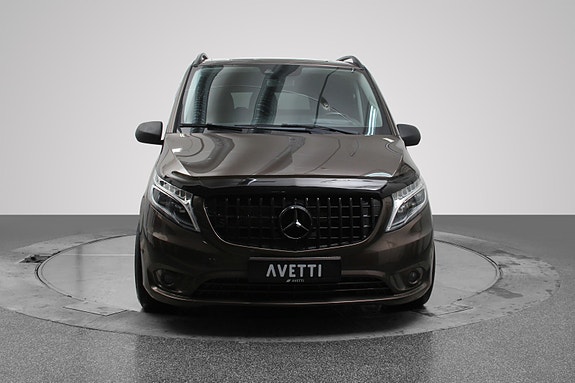 Mercedes-Benz Vito 2 of 5