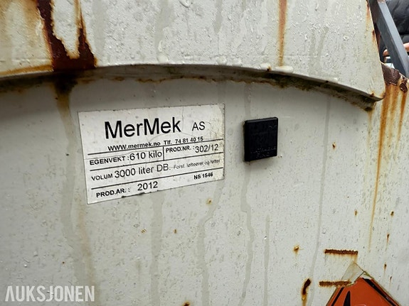 Andre Mermek 3000 liters dieseltank 3 of 3