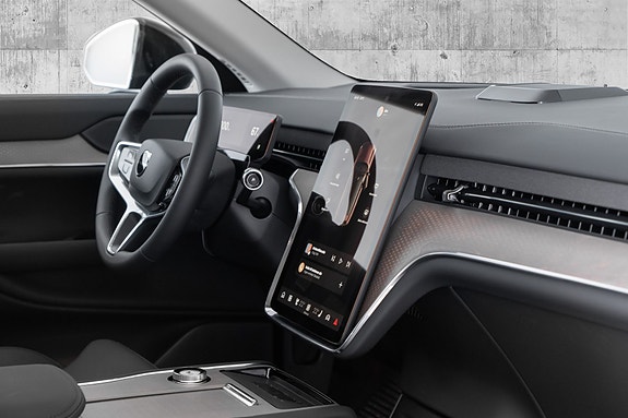 Volvo EX90 18 of 30