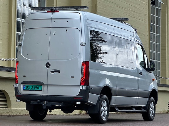 Mercedes-Benz Sprinter 319 2023 photo 5