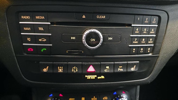 Mercedes-Benz B250 e 18 of 29