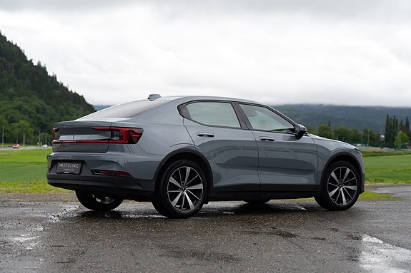 Polestar 2 4 of 26