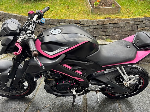 Yamaha MT-125 3 of 6