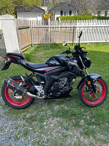 Suzuki GSX-S 125 2 of 5