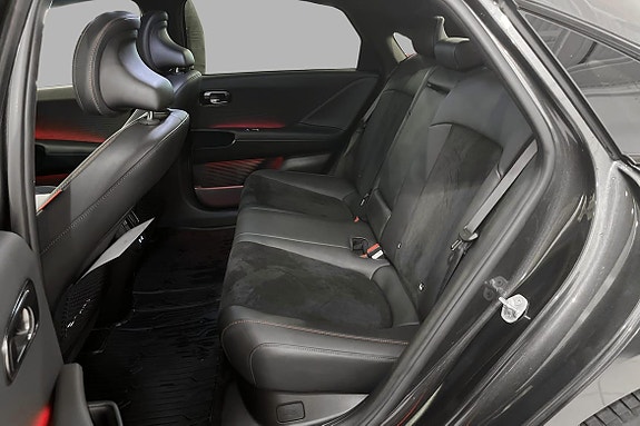 Hyundai Ioniq 6 16 of 27
