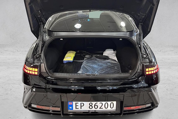 Hyundai Ioniq 6 17 of 27