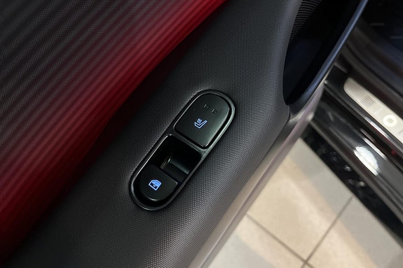 Hyundai Ioniq 6 18 of 27