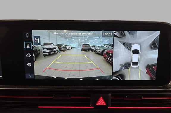 Hyundai Ioniq 6 25 of 27