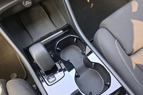 Volvo C40 18 of 27