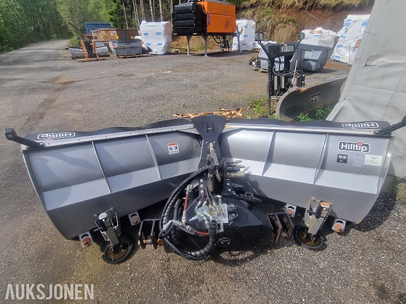 Andre 2024 Hilltip SnowStriker VMT-2900 V-plog - Hydraulisk vinkling - LED markeringslys 4 of 5