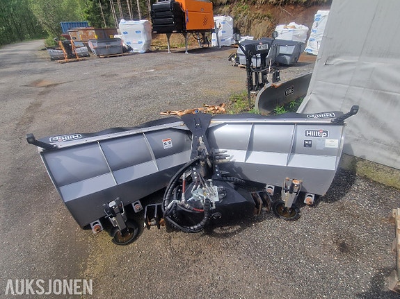 Andre 2024 Hilltip SnowStriker VMT-2900 V-plog - Hydraulisk vinkling - LED markeringslys 3 of 5