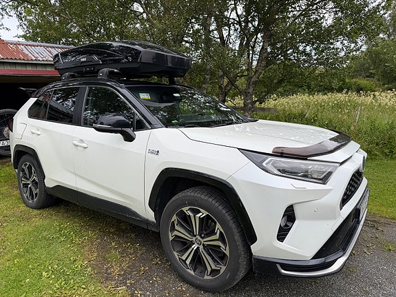 Toyota RAV4 8 of 20