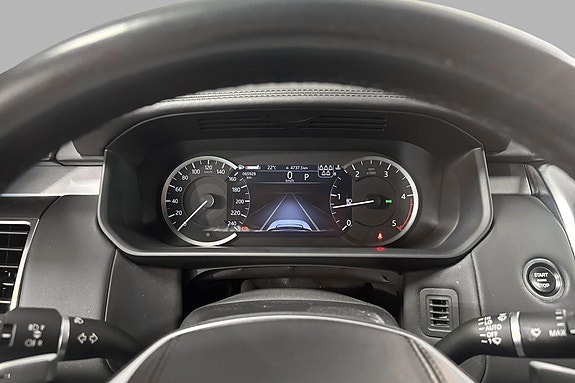Land Rover Discovery 8 of 25