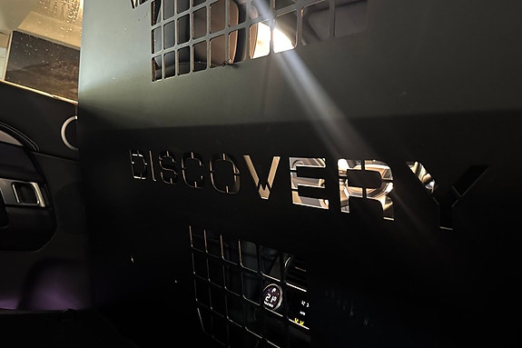 Land Rover Discovery 22 of 25