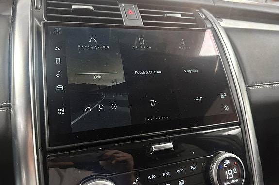 Land Rover Discovery 16 of 25