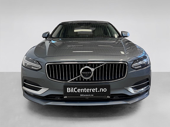 Volvo S90 2 of 5