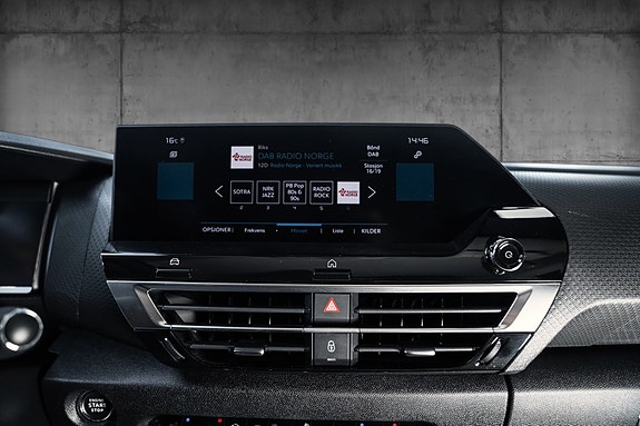 Citroen C4 17 of 28
