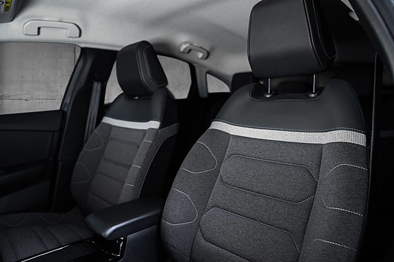 Citroen C4 23 of 28
