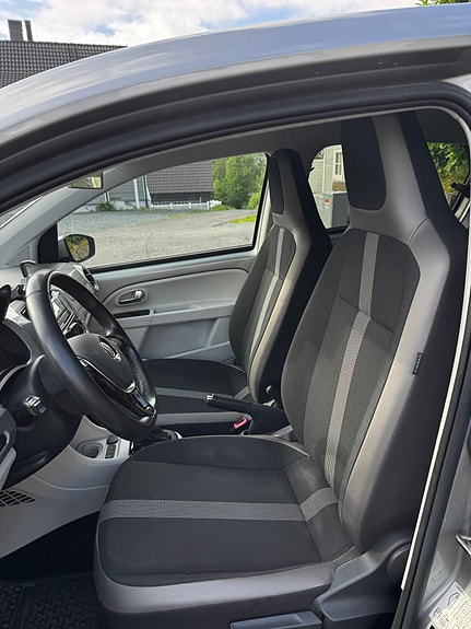 Volkswagen e-Up! 9 of 19
