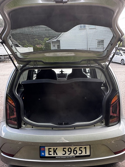 Volkswagen e-Up! 16 of 19