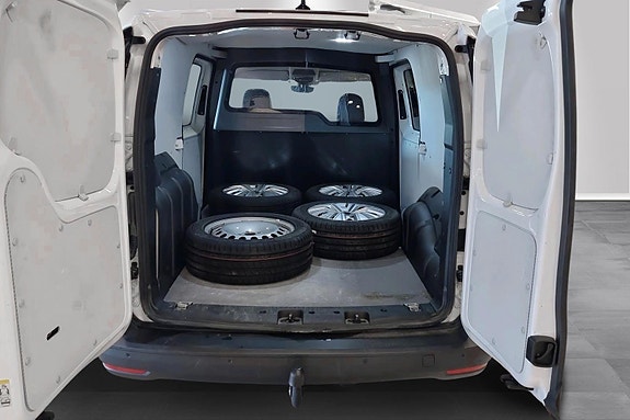 Volkswagen Caddy Maxi 5 of 5