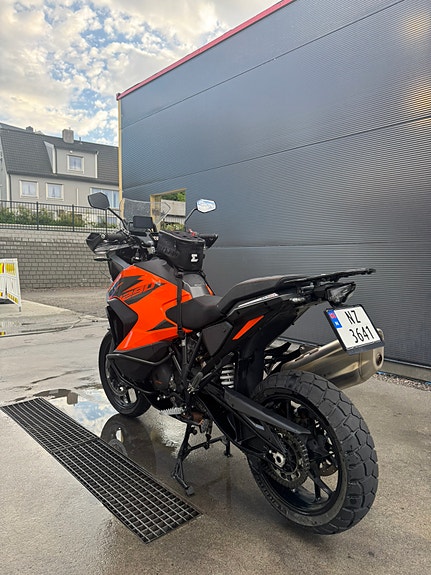 KTM 1290 Super Adventure R 4 of 5