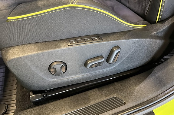 Skoda Enyaq Coupe RS 18 of 20