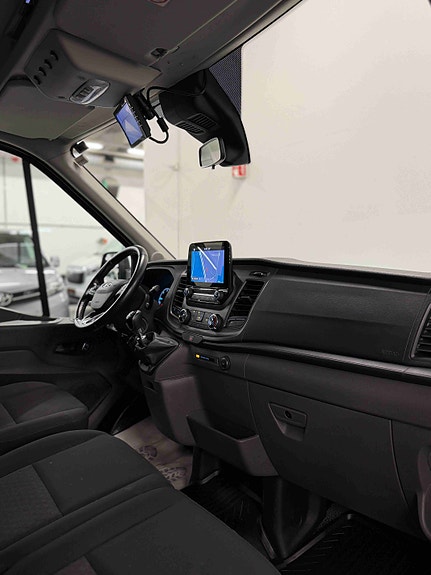 Ford Transit 18 of 30