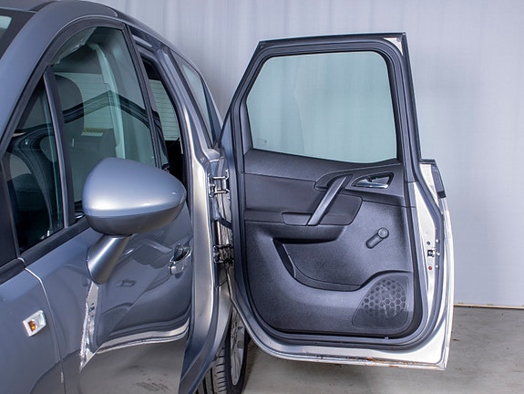 Opel Meriva 19 of 30