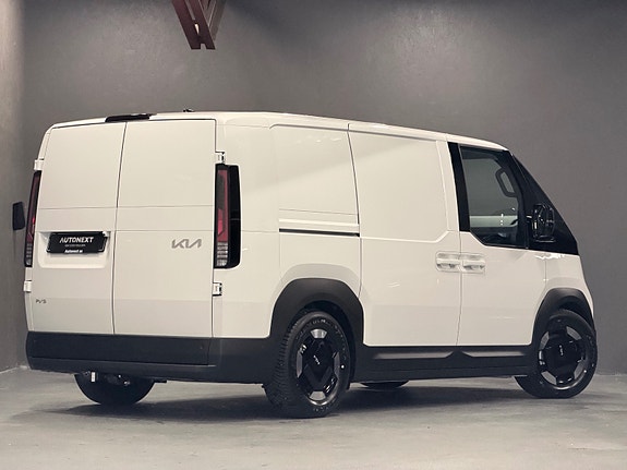 Kia PV5 5 of 30