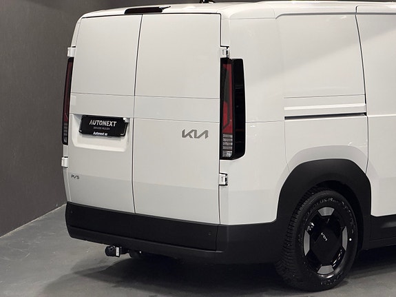 Kia PV5 6 of 30