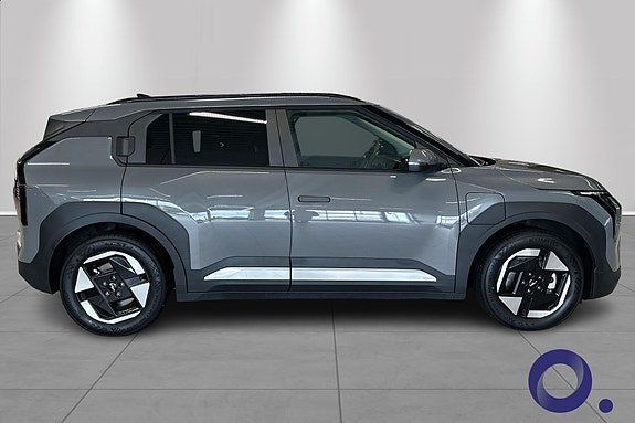 Kia EV3 4 of 5