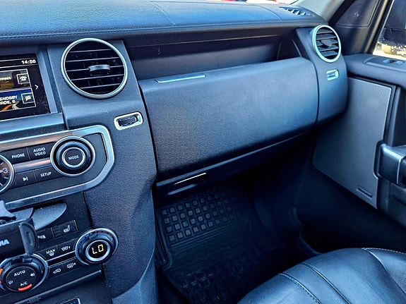 Land Rover Discovery 20 of 30
