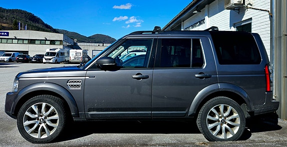 Land Rover Discovery 2 of 30