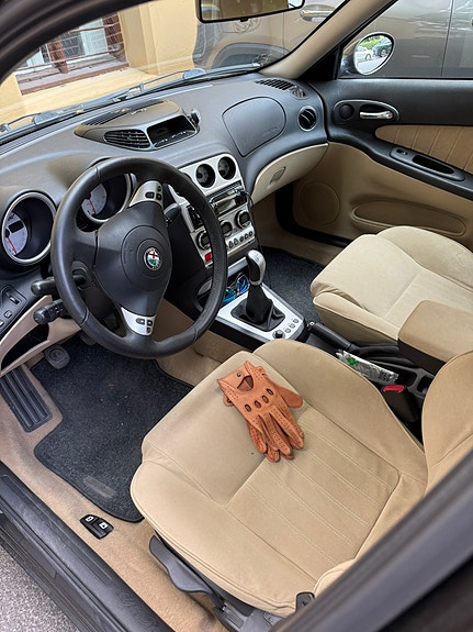 Alfa Romeo 156 9 of 18